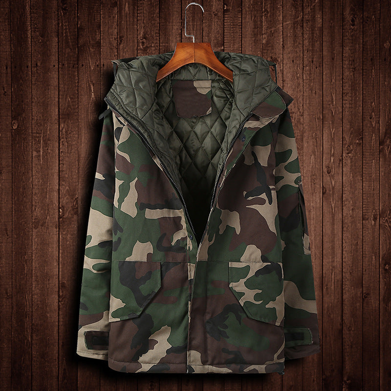 Experience Winter in Style with Our Men's Camouflage Cotton Jacket